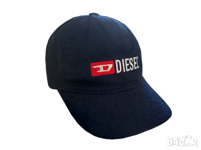 Зимна топла шапка с бродерия DIESEL