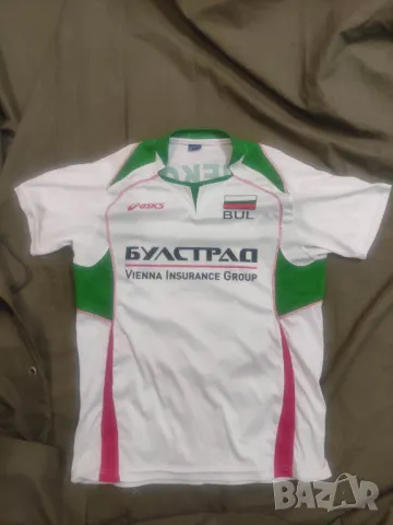 Продавам тениска ZHEKOV