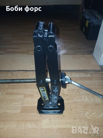 Нов крик Дачия Сандеро степуей 3 , снимка 13 - Аксесоари и консумативи - 54212778