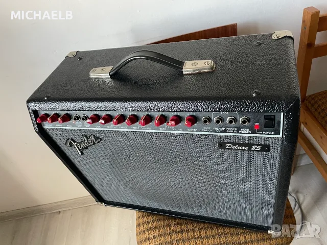 Продавам кубе за китара FENDER DELUXE 85, снимка 4 - Китари - 56327782