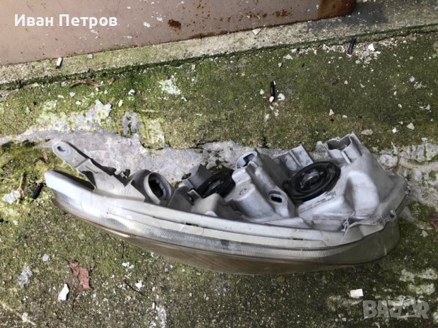 Фар за Тойота Корола Версо/Toyota Corolla Verso 2004, снимка 2 - Части - 40789443