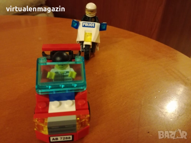 Lego мотори - оригинални Лего мотоциклети и полицай с престъпник, снимка 7 - Колекции - 28594020