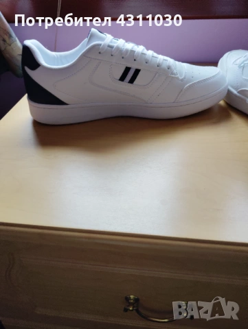 Кожени маратонки нови номер 45, снимка 4 - Маратонки - 53403926