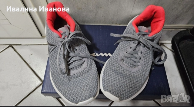 Дамски маратонки REEBOK