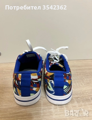 Дамски кецове adidas, снимка 3 - Дамски ежедневни обувки - 52554172