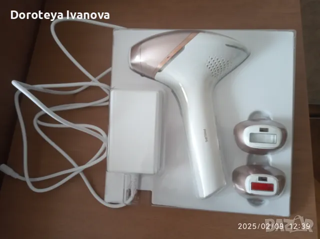 Фотоепилатор Philips Lumea Seria 9000 Нов