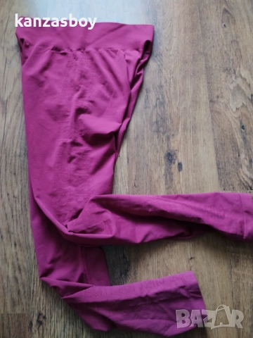 guess - страхотен дамски клин М, снимка 3 - Клинове - 53288010