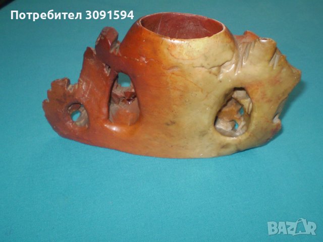 Антикварна ваза  от червен сапунен камък със екзотични фигури, снимка 11 - Антикварни и старинни предмети - 37165294