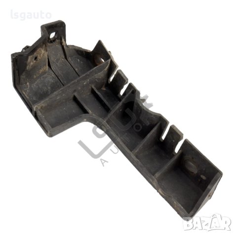 Десен държач предна броня AUDI A4 (B7) 2004-2008 ID: 122092, снимка 2 - Части - 44413875