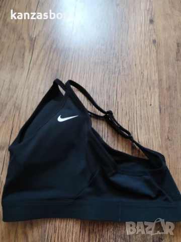 nike sport bras - страхотно бюстие КАТО НОВО M, снимка 5 - Корсети, бюстиета, топове - 51221217
