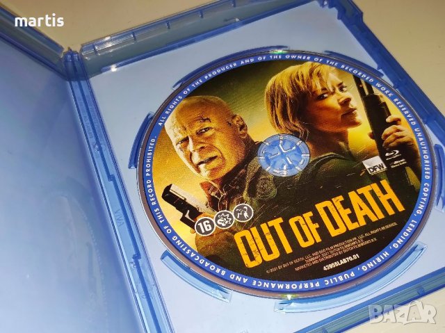 Out of Death Blu-ray , снимка 2 - Blu-Ray филми - 37003769