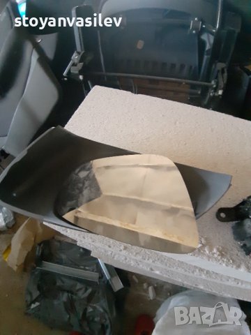  стъкло корубата Голф 5, снимка 2 - Части - 36755373