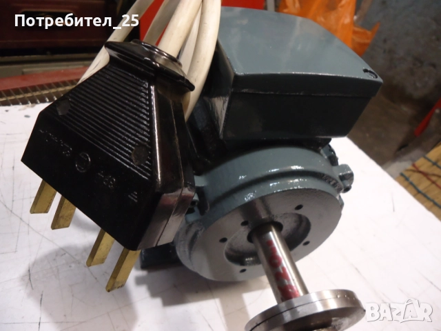 Трифазен шмиргел 1,1KW, снимка 6 - Електродвигатели - 52892778