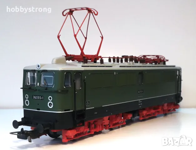 Електролокомотив BR 242 DR HO 1:87 Piko 51053, снимка 5 - Колекции - 48826162