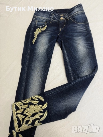 Уникално дънки, ръчна изработка , снимка 3 - Дънки - 52692462