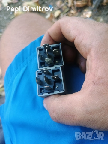 РЕЛЕ FIAT LANCIA ALFA ROMEO 7686773 B047 12V 20A, снимка 2 - Части - 51659623