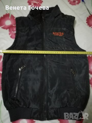 Детски елеци, снимка 2 - Детски якета и елеци - 34488509