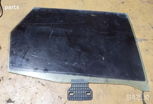 Задно Дясно Стъкло Ауди A4 B6, снимка 2 - Части - 48161796