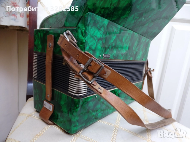 Акордеон Велтмайстер 12 баса, снимка 5 - Акордеони - 52017975