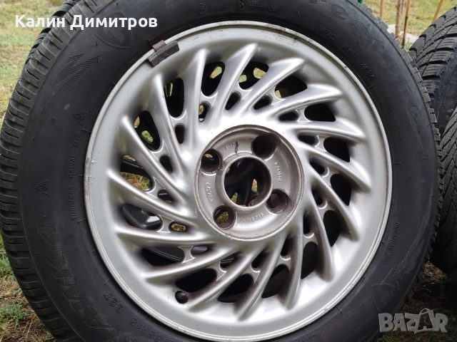 Зимни гуми с джанти за Форд Фокус , снимка 1