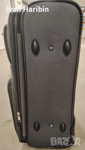 Продавам голям куфар с колелца и телескопична дръжка , снимка 2 - Куфари - 52846711