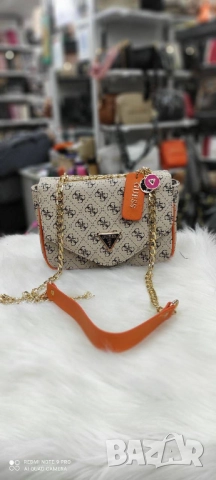 чанти guess, снимка 4 - Чанти - 51455219