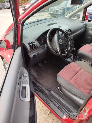 VW Sharan 1.9TDi 90к.с. 6+1 места, 6-та скорост, снимка 15 - Автомобили и джипове - 51912953