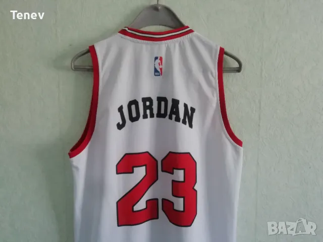 Chicago Bulls #23 Michael Jordan Nike NBA потник бял размер М Чикаго Булс Майкъл Джордан , снимка 3 - Спортни дрехи, екипи - 50114697