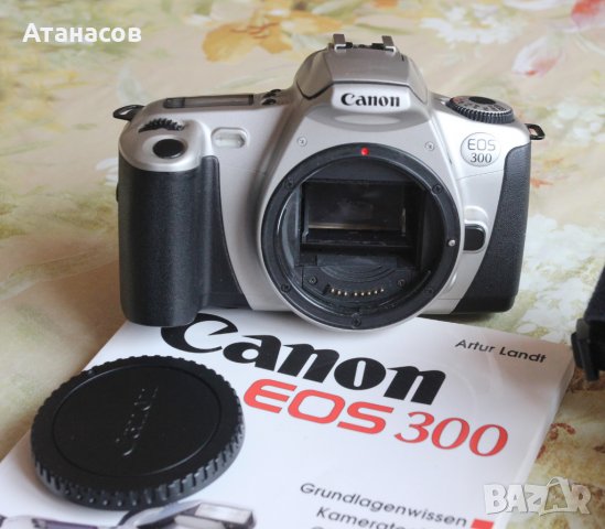 Canon EOS 300 лентов фотоапарат - два броя, снимка 2 - Фотоапарати - 39808681