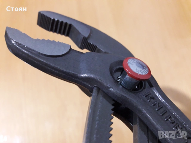 Клещи гарги KNIPEX, снимка 5 - Клещи - 53374579