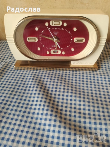 стар будилник Diamond 
