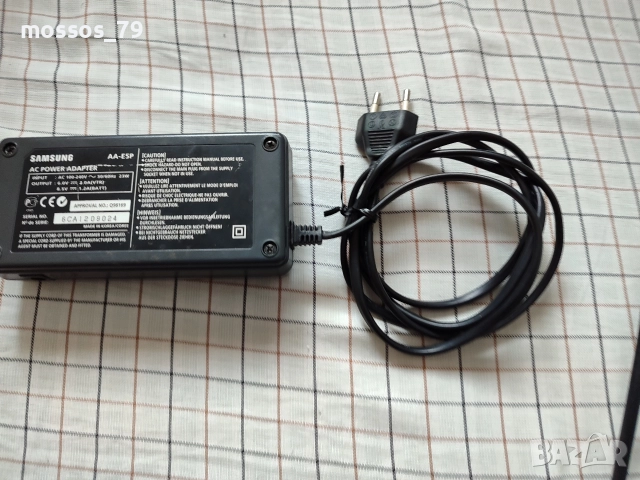 Зарядно устройство Самсунг , снимка 5 - Батерии, зарядни - 52742421