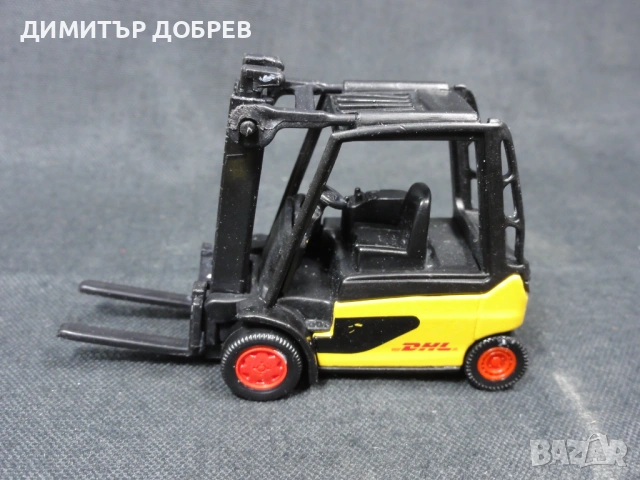 МЕТАЛНА КОЛИЧКА МОТОКАР DHL SIKU, снимка 2 - Колекции - 53151922