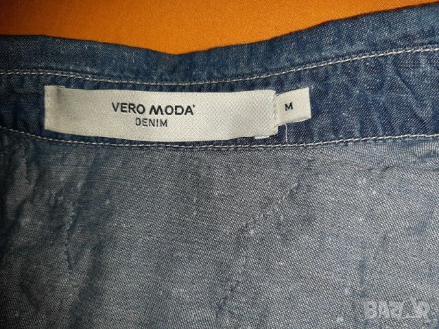 Страхотна дънкова риза VERO MODA размер М, снимка 3 - Ризи - 30530471