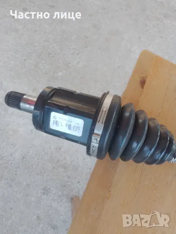 Полуоска, предна лява за BMW X5, 2004 г.