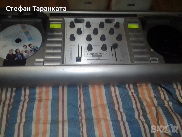 Кросравар михер със два CD playera и вграден усилвател и две тонколони , снимка 4 - Ресийвъри, усилватели, смесителни пултове - 53184287