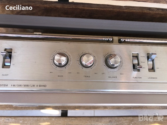 Crown CSC-950L – Красив радиокасетофон от Япония!, снимка 13 - Радиокасетофони, транзистори - 52690160