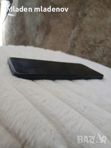 Samsung galaxy Z flip7 FE, снимка 5 - Samsung - 56180056