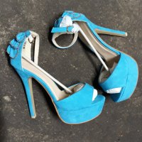 Дамски велурени обувки на ток, снимка 1 - Дамски обувки на ток - 37034045