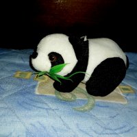 Малка Панда, снимка 1 - Плюшени играчки - 34388047