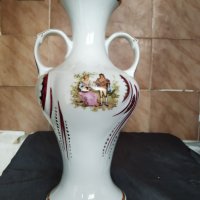 барокова порцеланова ваза с дръжки, снимка 1 - Антикварни и старинни предмети - 29986684