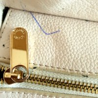Louis Vuitton кожена чанта, снимка 11 - Чанти - 39829093