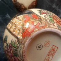 Антика старинна ваза SATSUMA изцяло ръчна израбатка  , снимка 15 - Антикварни и старинни предмети - 37705180