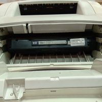Продавам лазерен принтер HP LaserJet 1000Series, снимка 4 - Принтери, копири, скенери - 42793288