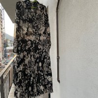 Нова стилна черна бяла разкошна феерична елегантна плисирана плисе рокля Reserved, снимка 6 - Рокли - 42179247