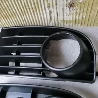 VW Golf V Решетки в предна броня халоген Голф 5 решетка, снимка 5 - Части - 34435371
