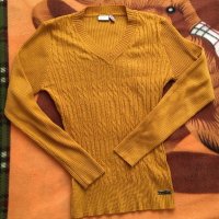 Пуловер плътен цвят горчица и куркума, снимка 4 - Блузи с дълъг ръкав и пуловери - 31536945