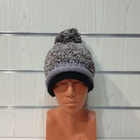Нова зимна рошава шапка с пух/помпон, снимка 8 - Шапки - 35502463