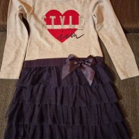 Детска рокля 140 размер, снимка 1 - Детски рокли и поли - 39454961