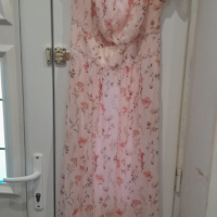 Дамска рокля лятна на orsay.Многа приятна на допир.прозрачна с подплата.размер с-м ., снимка 1 - Рокли - 44558735
